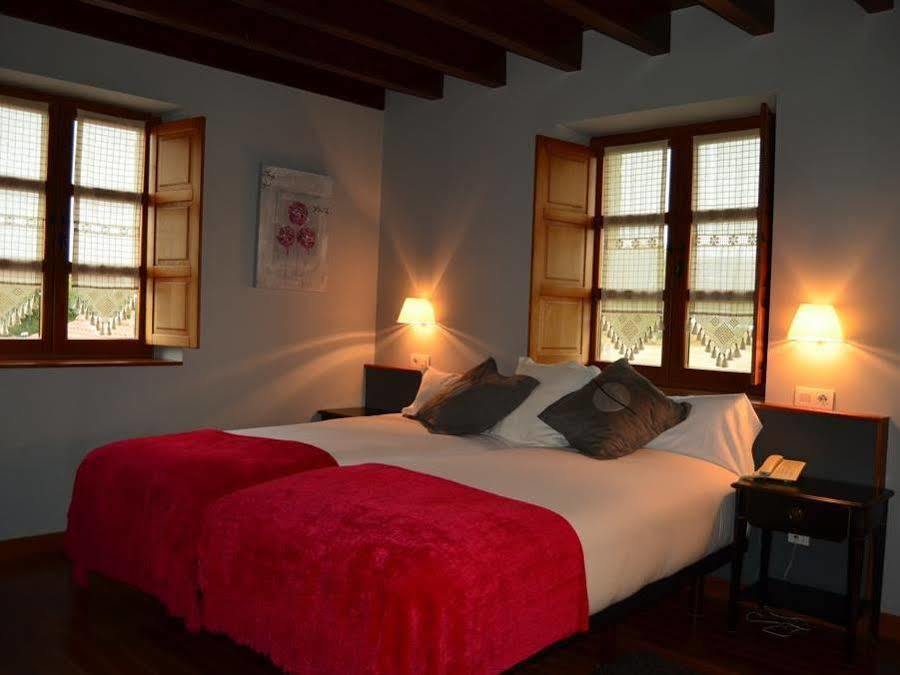 El Coto Hotel Restaurante Vitoria-Gasteiz Extérieur photo