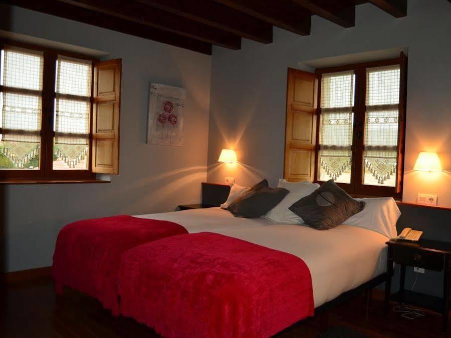 El Coto Hotel Restaurante Vitoria-Gasteiz Extérieur photo